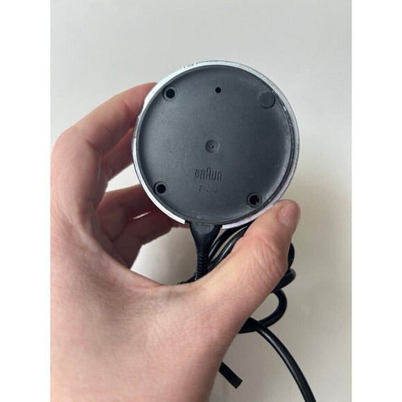 Braun Series 9 9260s Wet+Dry Electric Shaver - Picture 10 of 12